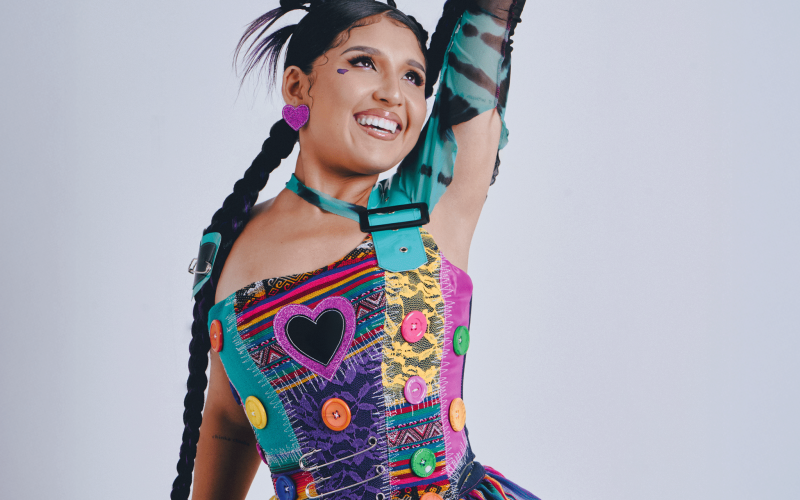 FOTO LATINCHOLA FOTO LATINCHOLA